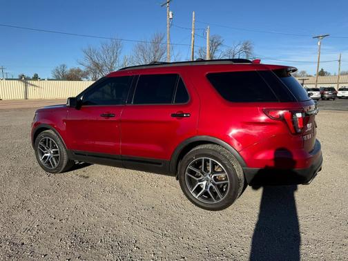 2016 Ford Explorer Sport