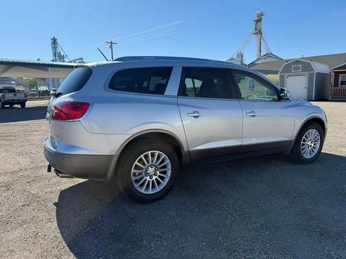Quicksilver Metallic 2009 Buick Enclave CXL