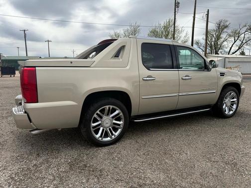 Gold Mist 2007 Cadillac Escalade EXT Base