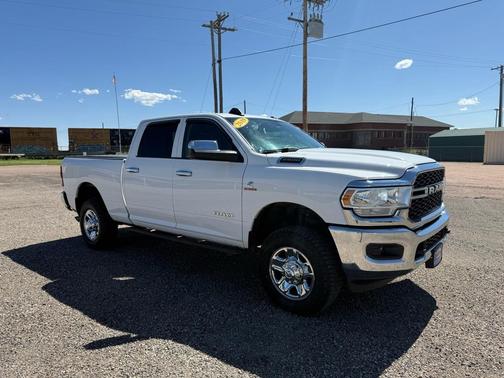 2019 RAM 2500 Tradesman Crew Cab 4x4 6'4' Box