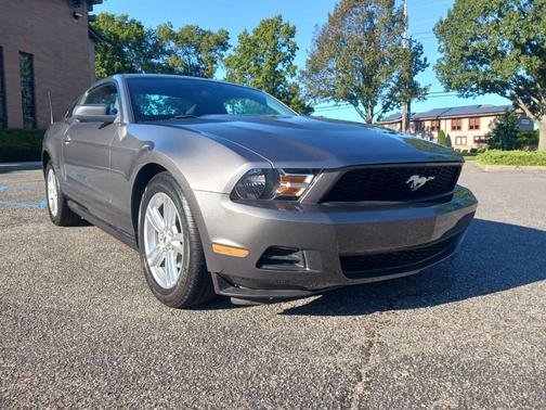 2010 Ford Mustang Base