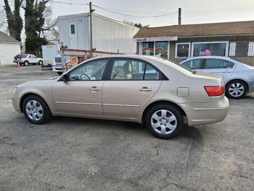 2010 Hyundai SONATA GLS