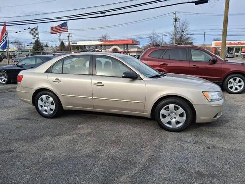 2010 Hyundai SONATA GLS