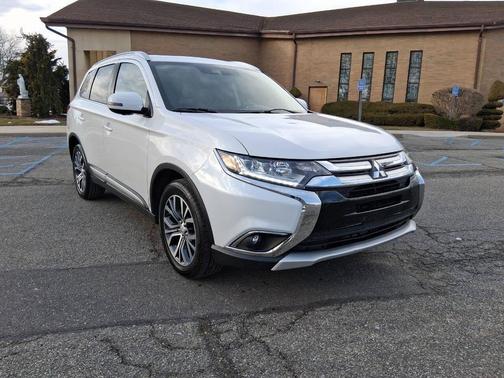 2017 Mitsubishi Outlander SEL