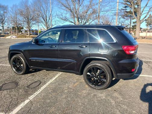 2012 Jeep Grand Cherokee Laredo