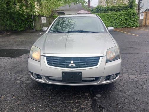 2009 Mitsubishi Galant Base