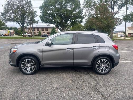 2019 Mitsubishi Outlander Sport SE