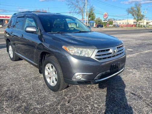 2011 Toyota Highlander SE