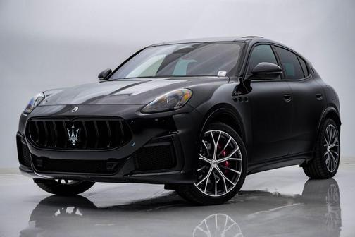 Nero 2025 Maserati Grecale Trofeo