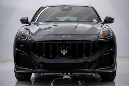 Nero 2025 Maserati Grecale Trofeo