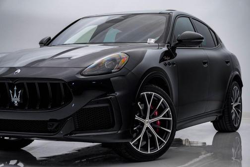 Nero 2025 Maserati Grecale Trofeo