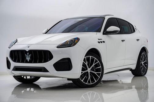Bianco 2026 Maserati Grecale Modena