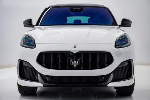 Bianco 2025 Maserati Grecale Trofeo