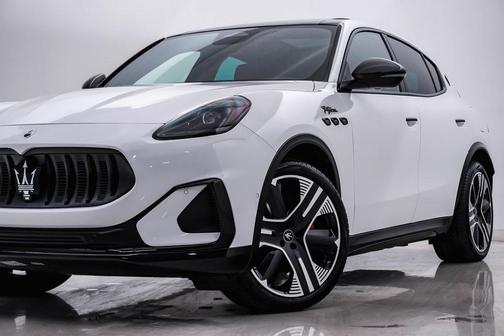 2025 Maserati Grecale Folgore Base