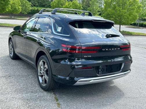 2025 Genesis Electrified GV70 Advanced