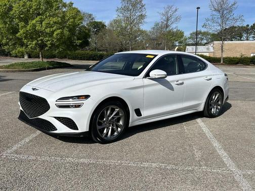2022 Genesis G70 2.0T