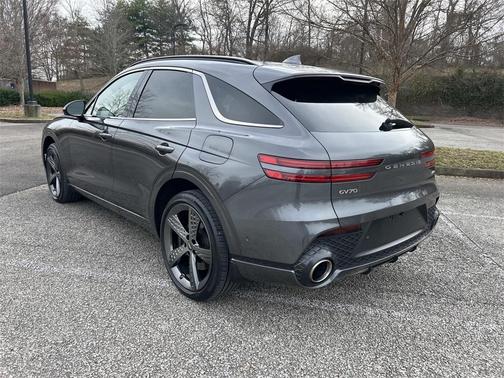 2023 Genesis GV70 2.5T