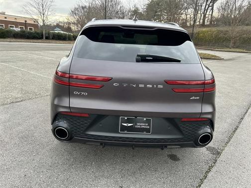 2023 Genesis GV70 2.5T