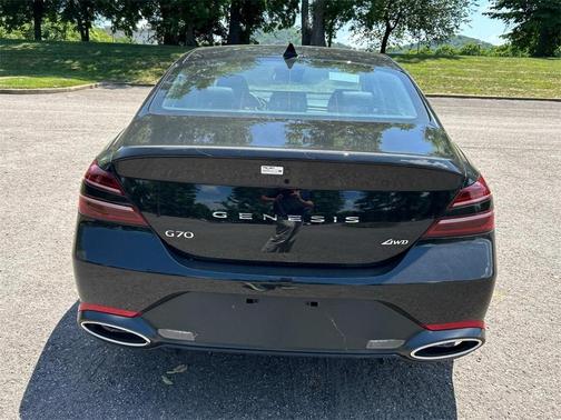 2026 Genesis G70 2.5T Prestige