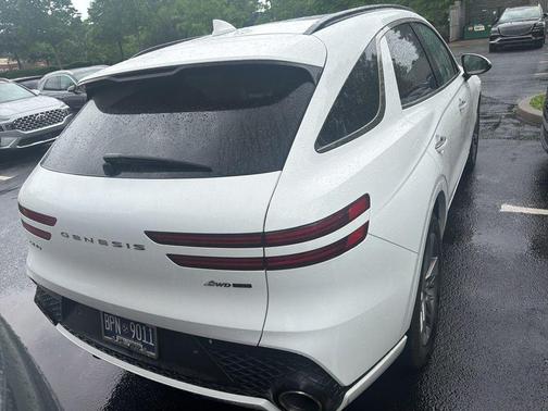 White 2022 Genesis GV70 3.5T Sport