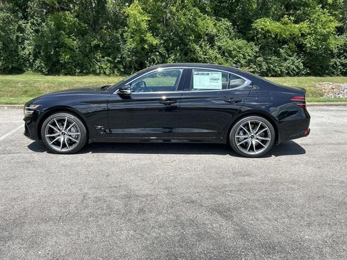 Vik Black 2026 Genesis G70 2.5T Prestige