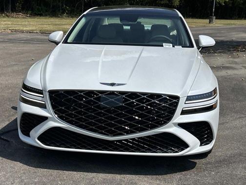 Uyuni White 2027 Genesis G80 2.5T