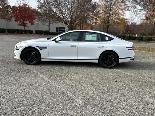 Uyuni White 2026 Genesis G80 3.5T Prestige Black