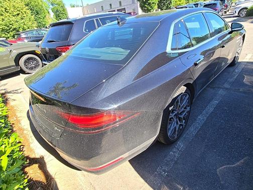 Black 2024 Genesis G90 3.5T e-SC