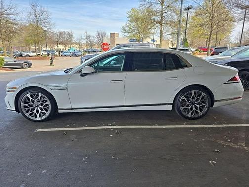 2024 Genesis G90 3.5T e-SC