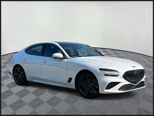 White 2023 Genesis G70 3.3T