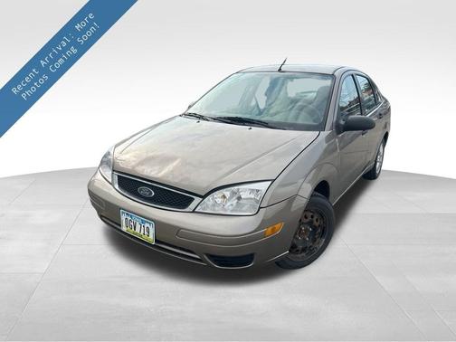 2005 Ford Focus ZX4