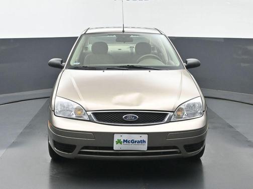 2005 Ford Focus ZX4