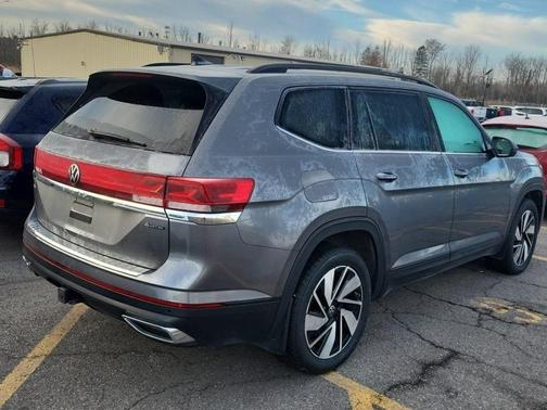 2024 Volkswagen Atlas 2.0T SE