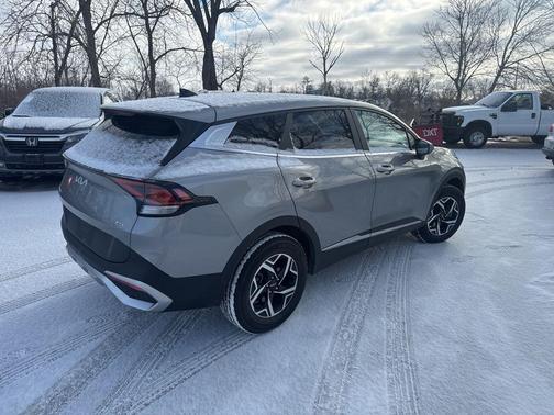 2023 Kia Sportage LX