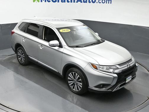 2020 Mitsubishi Outlander ES