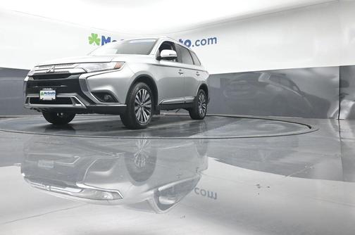 2020 Mitsubishi Outlander ES