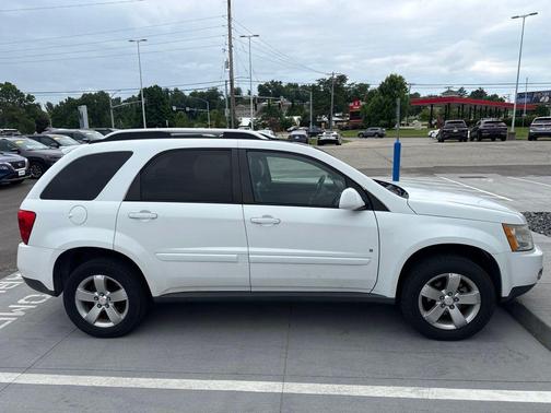 Bright White 2008 Pontiac Torrent