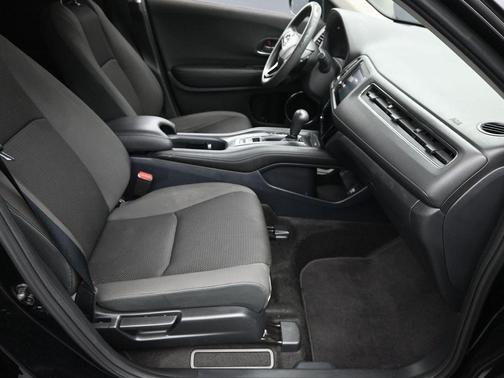 2021 Honda HR-V EX