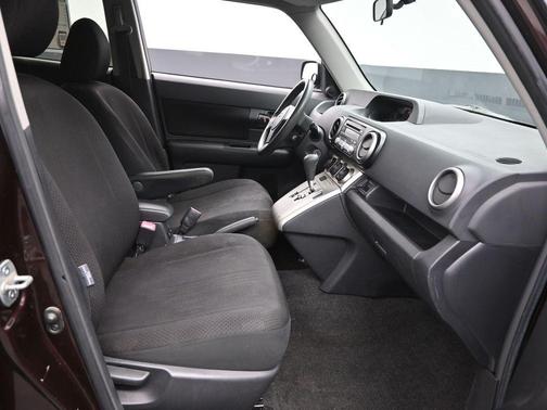 2008 Scion xB 