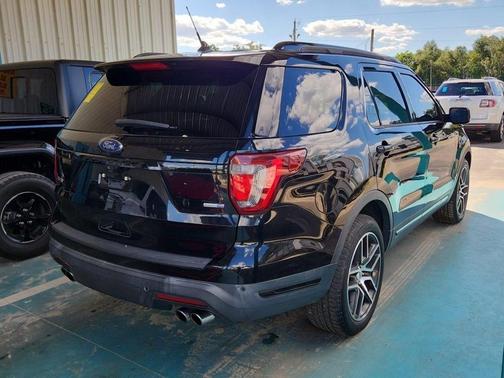 2019 Ford Explorer sport