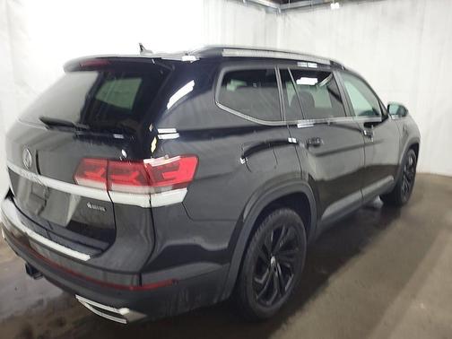 2023 Volkswagen Atlas 3.6L SE w/Technology