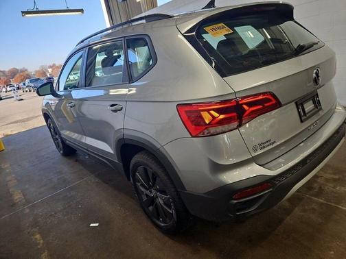 2024 Volkswagen Taos 1.5T S