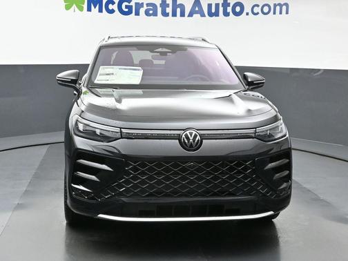 2026 Volkswagen Tiguan 2.0T SEL R-Line