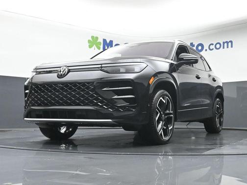 2026 Volkswagen Tiguan 2.0T SEL R-Line