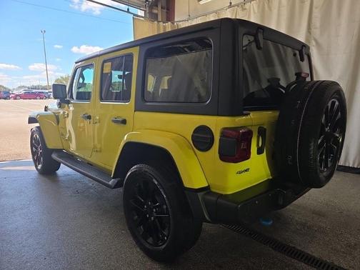 2022 Jeep Wrangler Unlimited 4xe Sahara