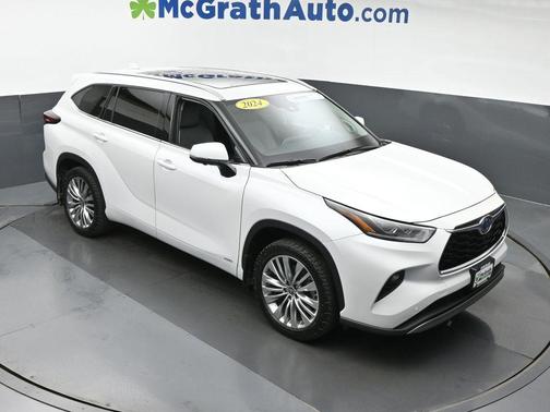 2024 Toyota Highlander Hybrid Platinum
