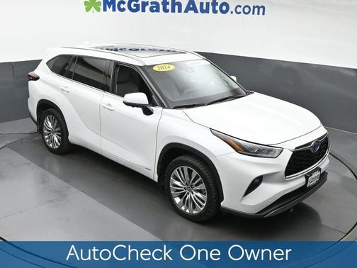 2024 Toyota Highlander Hybrid Platinum