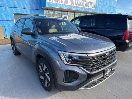 2024 Volkswagen Atlas Cross Sport 2.0T SE w/Technology