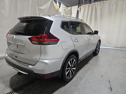 2020 Nissan Rogue SL