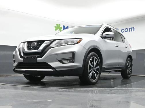 2020 Nissan Rogue SL